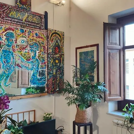 Anna's In Historical Center Palermo
