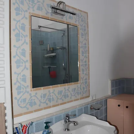 Anna's In Historical Center Apartment Palermo
