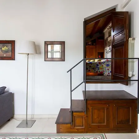 Apartment Anna's In Historical Center